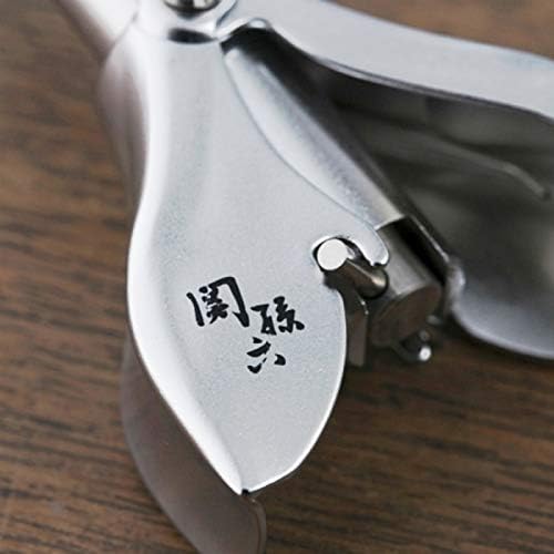 Kai Seki Magoroku Rotating Nose Hair Cutter HC3513 - NewNest Australia