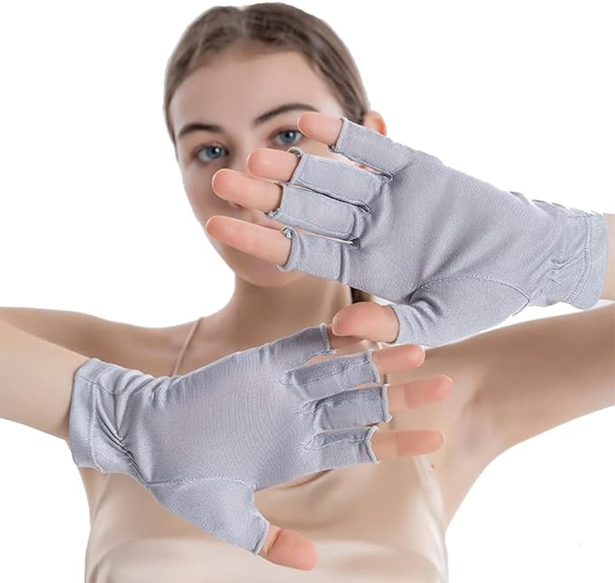 Aiyuga Women's Silk Gloves, For Rough Hands, Sleeping, Fingerless Fingertip Cut, For Sleep, Hand Care, Skin Rough Skin, Sun Protection, Smartphone Compatible, Black and White - NewNest Australia