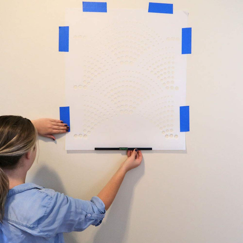 Clip-On Stencil Level - Perfect Innovative Tool for Positioning and Leveling Wall Stencils