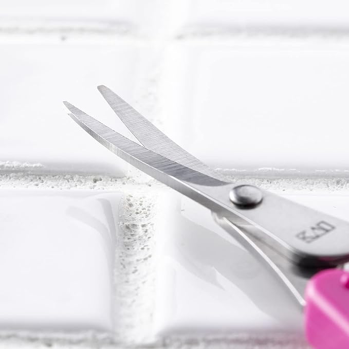 Kai KAI Thin Blade Fashionable Scissors Curved Blade with Cap Pink Eyebrow Scissors KQ3150 - NewNest Australia