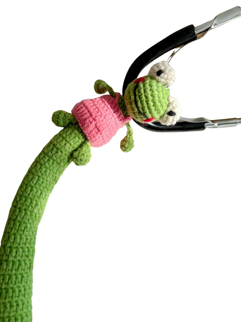 Handmade Crochet Frog Stethoscope Accessories Cover – Cute & Comfortable for Pediatricians and Nurses