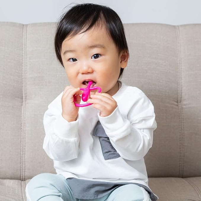Okamura Hakiki-sensei Baby Ring Toothbrush, When the 4 front teeth are removed (*color cannot be selected), pink or yellow, color cannot be specified, 1 piece - NewNest Australia