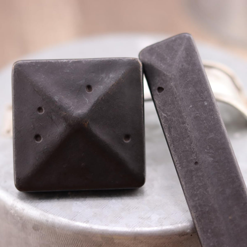 Bedrock Square Knob 1.75", Rustic Bronze, 5-Piece Set 1.75" Knob