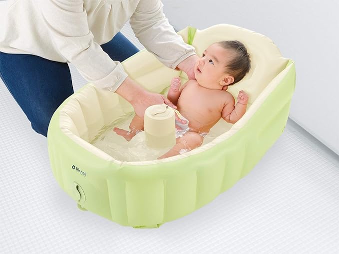 Richell 4973655216033 Plush Baby Bath Plus Green 1 Piece (x1) - NewNest Australia