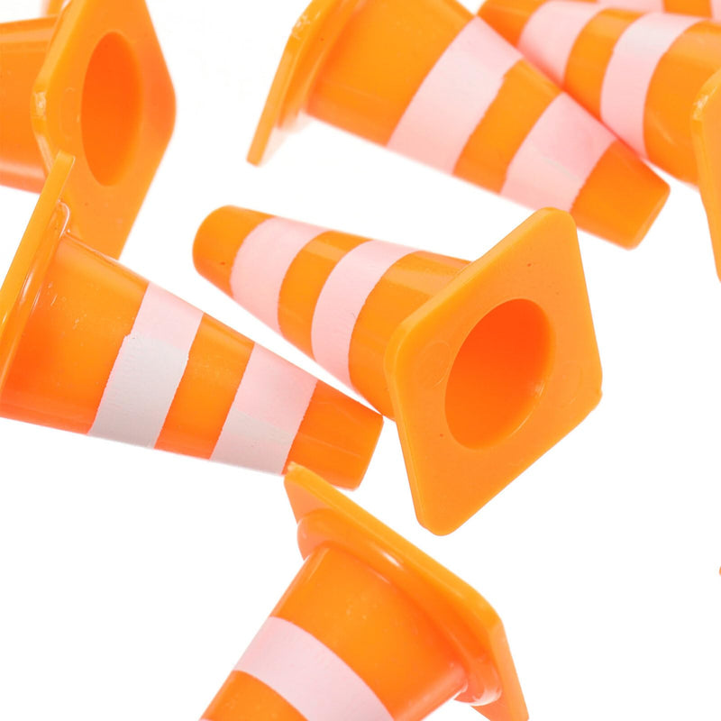 30Pcs Mini Traffic Cones, 1in Mini Traffic Cones Roadblock Signs, Training Roadblock Cones Traffic Scene Roadblocks, Multifunctional Building Theme Party Sports Activity Cones