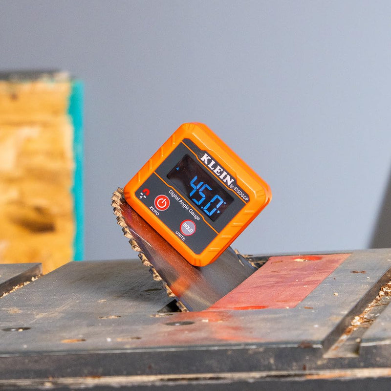 Klein Tools 935DGGP Angle Finder, Digital Gauge with Strong Magnetic Base, Converts Between Degrees, Percent Grade, in/Ft, mm/m