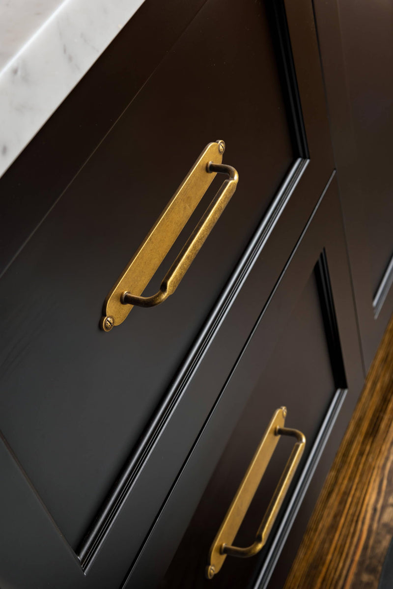 Goo-Ki 2 Pack Antique Brass Solid Zinc Alloy Cabinet Pulls with Plate, 5 Inch Hole Center Vintage Brass Drawer Pulls with Spacer Kitchen Cabinet Handles Hardware