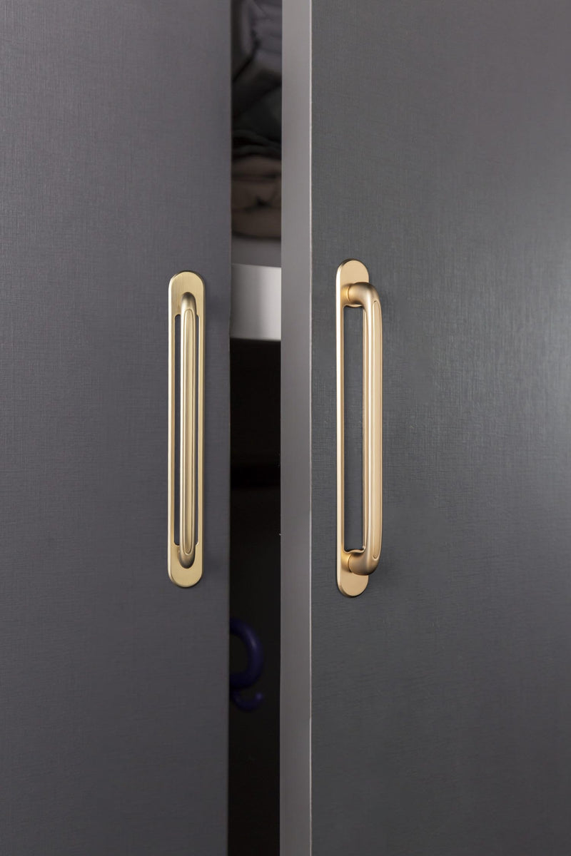 2 Pack Cabinet Pulls with Backplate - 5 Inch Hole Center Champagne Bronze Zinc Alloy Kitchen Cabinet Handles, Modern Drawer Pulls for Dresser, Wardrobe, Cupboard, Luxury Furniture Hardware 5 '' Hole Centers Cutout