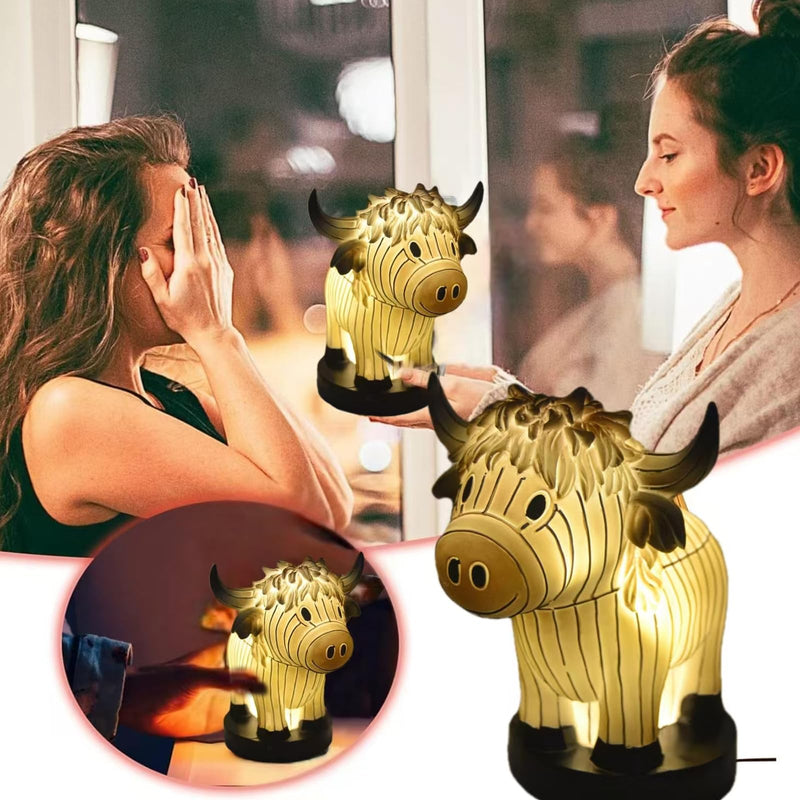Cow Yak Table Lamp,Small Animal Night Light,Highland Cow Table Lamp with USB,Portable Table Lamp Painted Cow Decorations for Living Room Bedroom, Bedside Lamp Gift for Girls Mom（Highland Cow） B