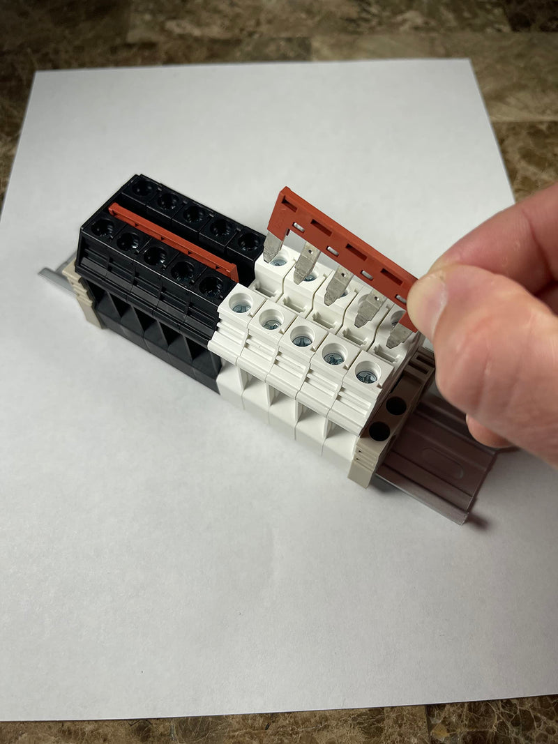 Dinkle Combiner DK10N White/Black 10 Gang with Jumpers Inserted DIN Rail Terminal Blocks, 6-20 AWG, 60 Amp, 600 Volt White Black Bus Bar Busbar