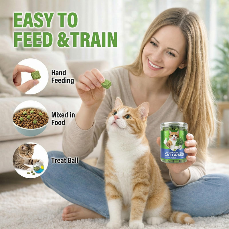 Freeze Dried Cat Grass Treats for Indoor Cats - Chicken & Wheatgrass Dice for Hairball Control & Dental Care, Grain Free High Protein Training Rewards, Digestive Support Cat Snacks (120g)
