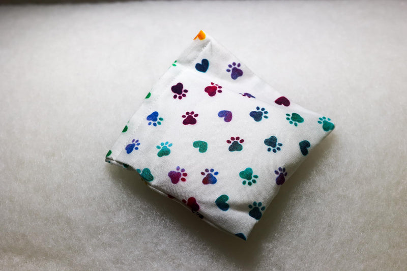 Dog Marking Prevention - Indoor -Permanent - Effective - Stops Dogs from Marking or Peeing - eliminates a pet urge to Mark- Put Bag Down and Your Problem is Solved (White(Rainbow Paws)) - PawsPlanet Australia