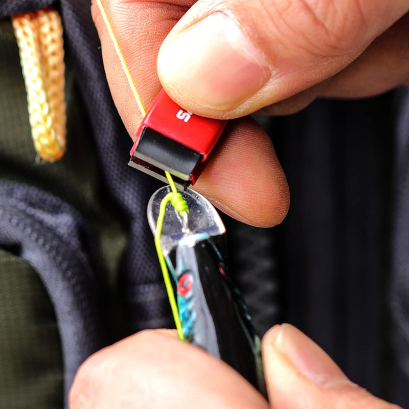 SAMSFX Fly Fishing Nippers, Tippet Cutter, Leader or Line Clipper with Hook Eye Cleaner & Comfy Grip, Zinger Retractors Combo Oval Retractors, 24" Nylon Cord