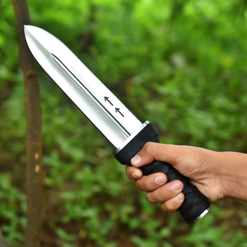 V M Vinland Saga Thorfinn Dagger Replica – Handmade Fixed Blade Viking Knife with Leather Sheath, Real Anime Collectible Gift for Men