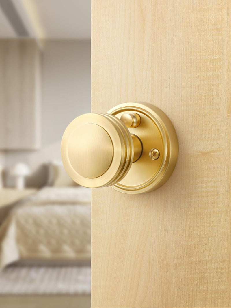 1 Pack Gold Door Knob Privacy Door Knobs Satin Brass Door Handle Interior Brushed Gold Door Knobs with Lock for Bedroom and Bathroom Zinc Alloy 1