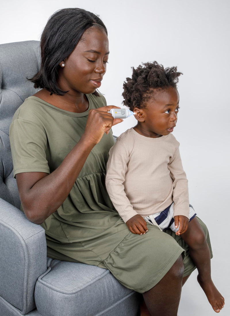 Safety 1st Light Up Tongue Depressor, Illuminates Mouth and Throat to Check for Signs of Irritation, Clear