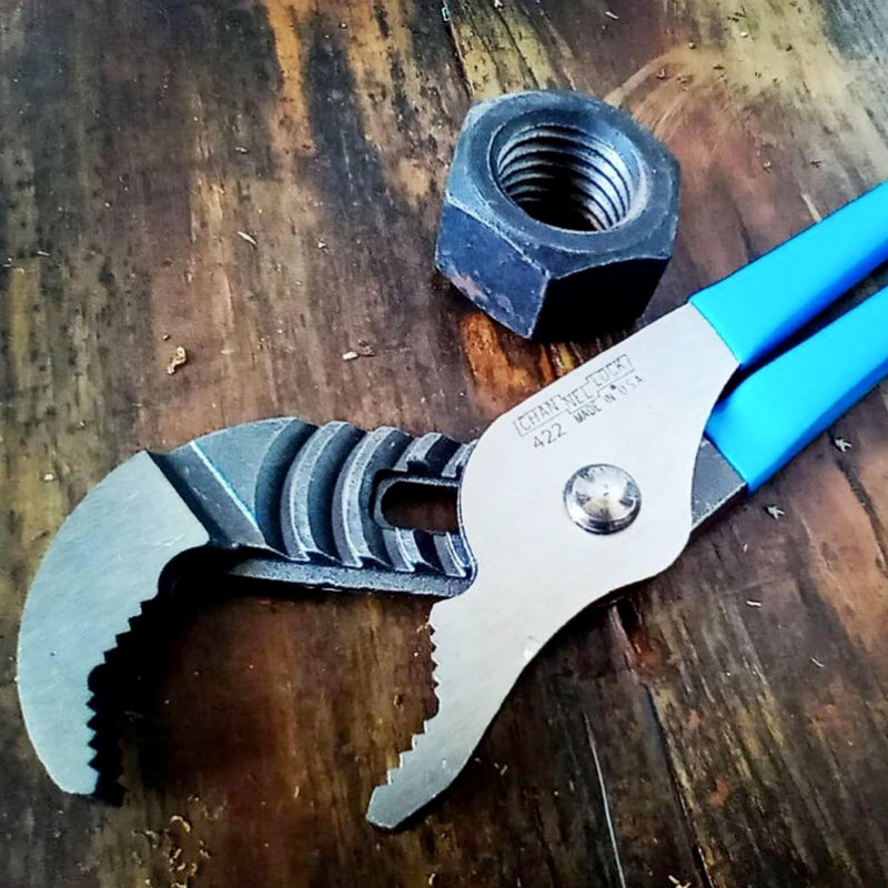 Channellock 422 1-1/2-Inch Jaw Capacity 9-1/2-Inch V-Jaw Tongue and Groove Plier , Blue 9-1/2 inch V jaw Pliers