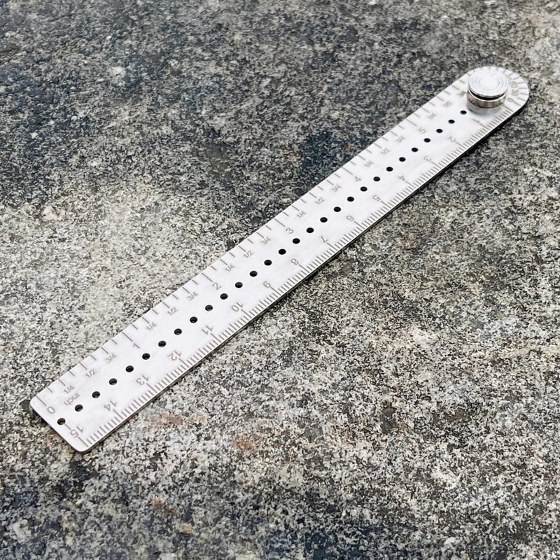 Titanium Ruler, Metal Straight Ruler, Portable EDC Multifunctional Micro Ruler, Double-Faced Drawing Ruler, Protractor, Compasses, Arc, Measuring Tools Rule(CM/INCH) (Large) Large
