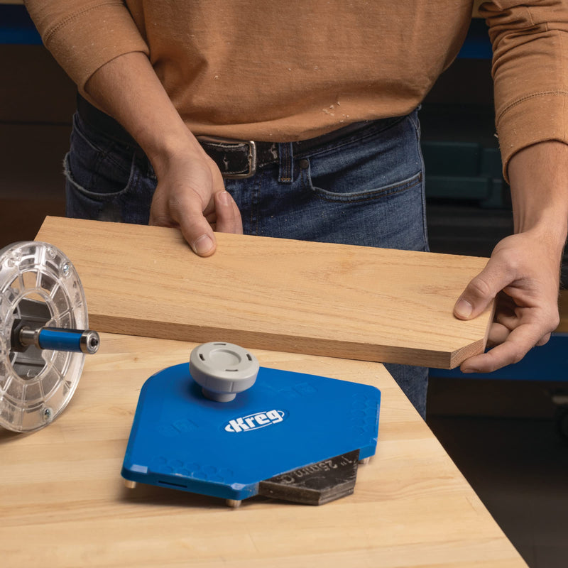 Kreg PRS1000 Corner Routing Guide Set - Corner Routing Guide - Use with Any Trim or Handheld Router, or Router Table Woodworking Tool - Holiday Home Improvement Gifts for Him