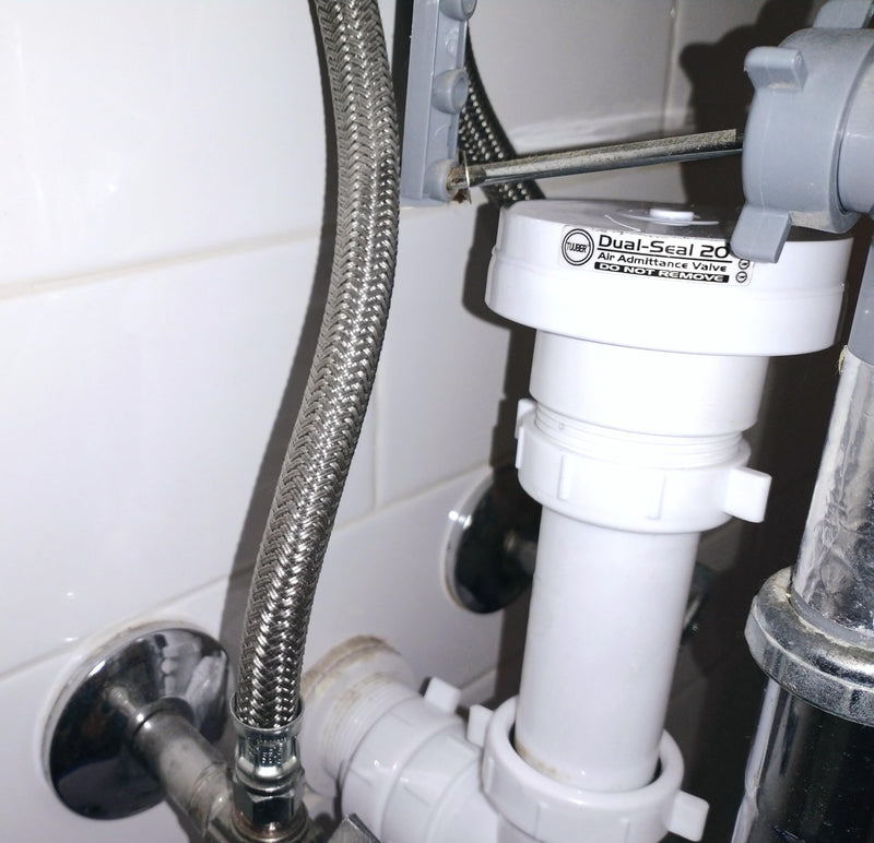 Tuuber air admittance valve 1-1/2-in with sink drain p-trap kit