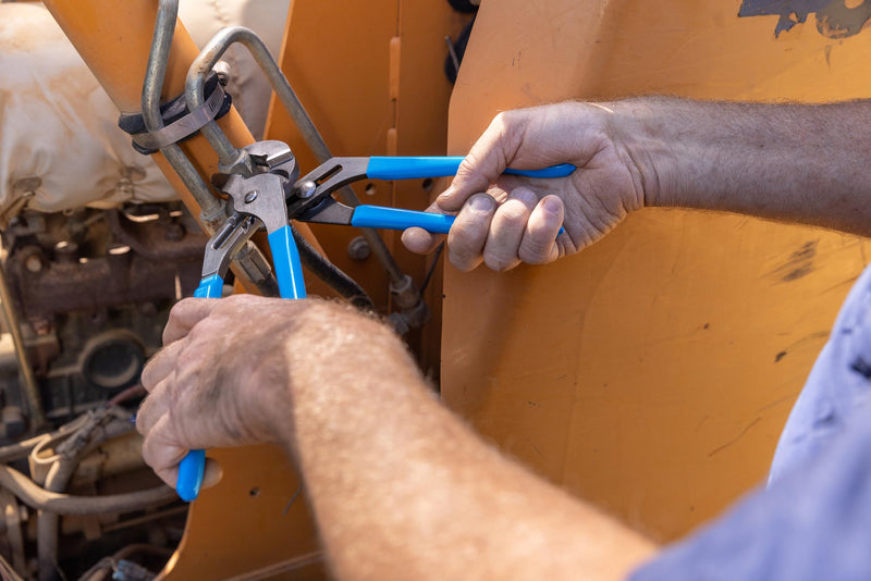 Channellock 415 10-Inch Smooth Jaw Tongue