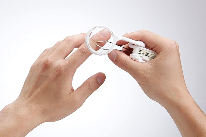 Loupe with Tweezing () With Drawstring - NewNest Australia