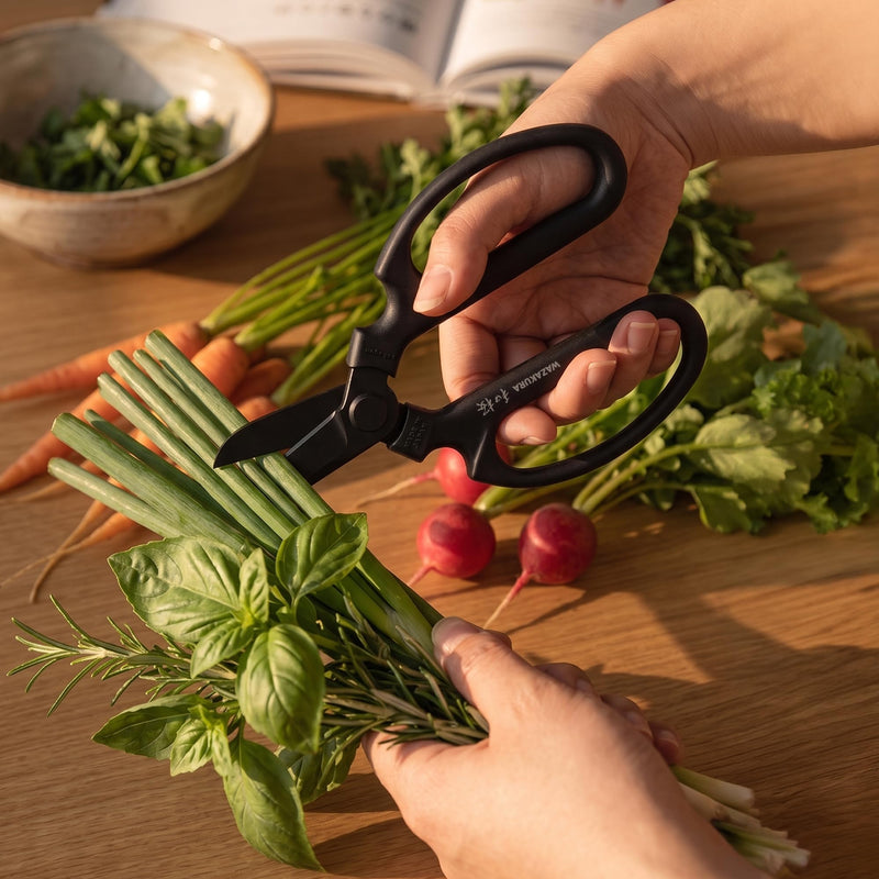 Wazakura Black Blade Floral Scissors - Carbon‑Reinforced Fluorine Coated, Ultra‑Sharp Clean Cuts, Japanese Professional Flower & Garden Shears