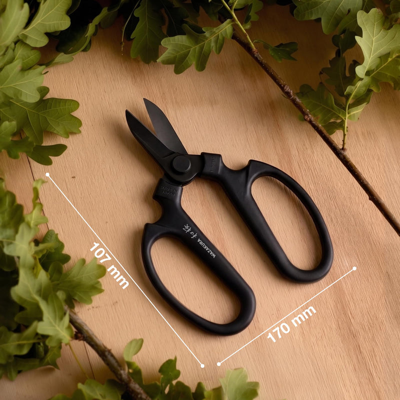 Wazakura Black Blade Floral Scissors - Carbon‑Reinforced Fluorine Coated, Ultra‑Sharp Clean Cuts, Japanese Professional Flower & Garden Shears