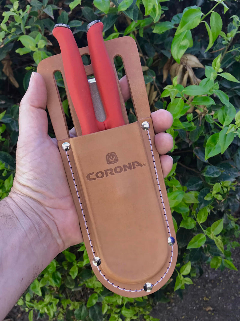 Corona Clipper SP9934 3/4-Inch Bypass Pruning Shears with Bonus Leather Scabbard 3/4-Inch Pruning Kit