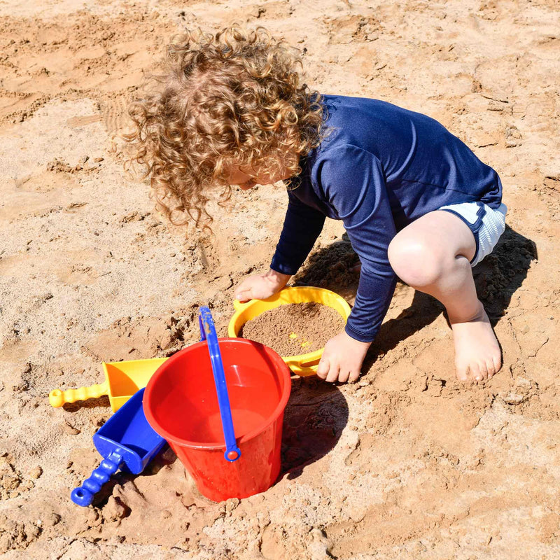 Spielstabil Large Sand Toys Bundle for Kids - Heavy Duty Sandbox Toys with Large Pail, Sieve, and 2 Scoops, Kids Summer Toys for Beach, Colors Vary, Ages 2.5 and Up