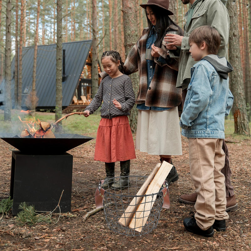 Uonlytech Portable Metal Wire Firewood Storage Basket with Handle Round Outdoor Firewood Organizer for Camping and Indoor Use Large Capacity Multi-purpose Iron Basket for Logs and Sundries