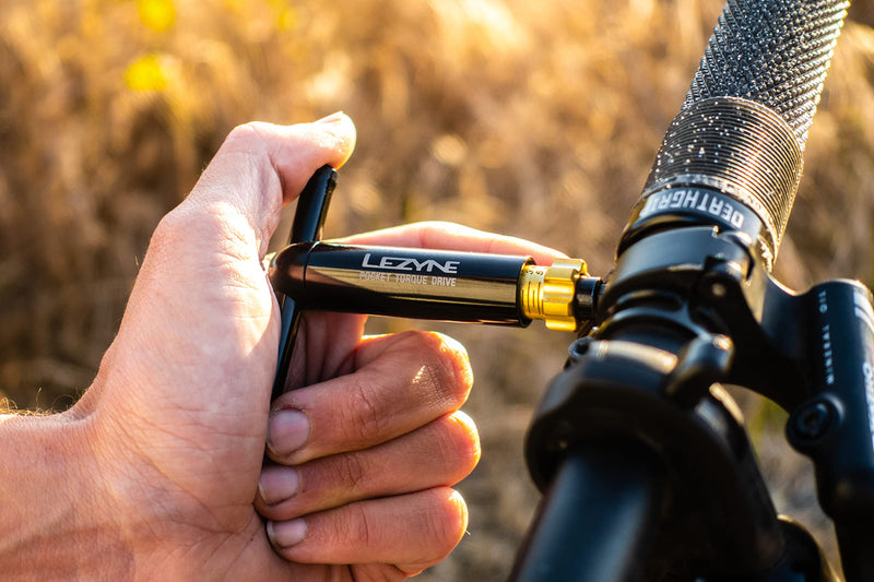 LEZYNE Pocket Torque Drive Bicycle Multi-tool, Pre-Calibrated Torsion Ratchet Torque Wrench, Includes Six Hardened Steel bits, EVA Case, Portable, Easy-to-use Bike Torque Wrench | bike-hand-tools