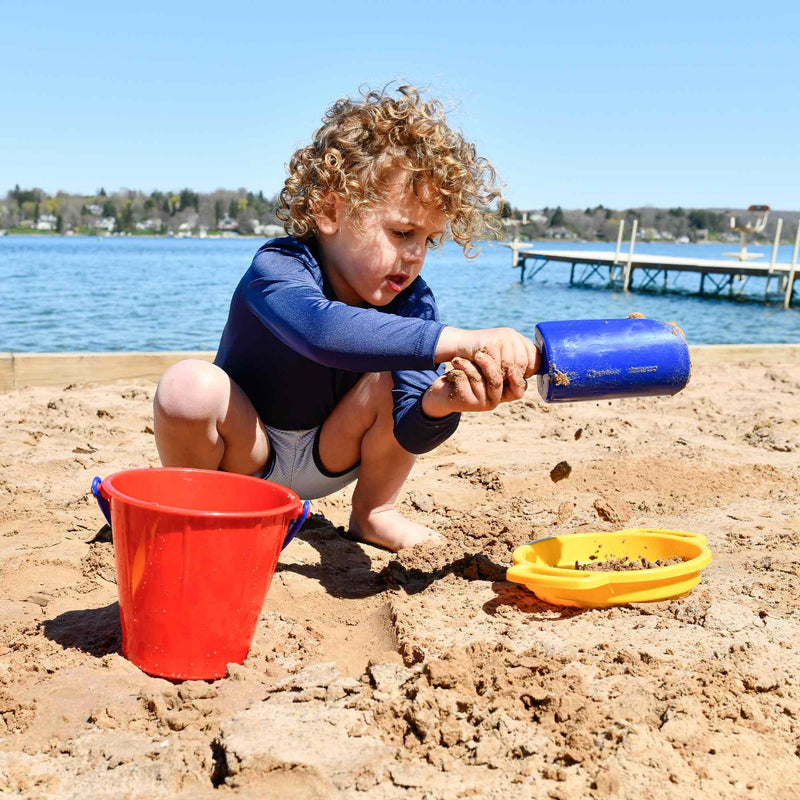 Spielstabil Large Sand Toys Bundle for Kids - Heavy Duty Sandbox Toys with Large Pail, Sieve, and 2 Scoops, Kids Summer Toys for Beach, Colors Vary, Ages 2.5 and Up