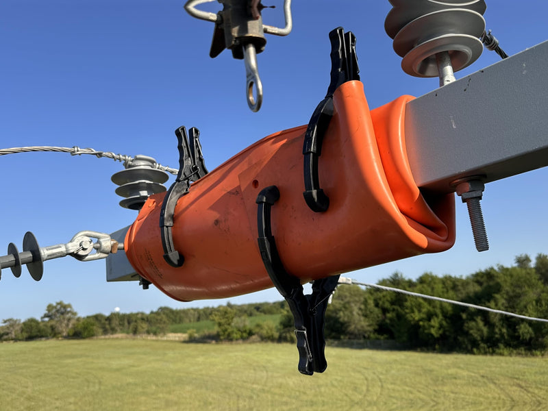 Lineman Utility Extendable Blanket Clamp