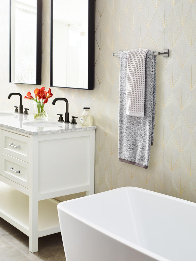 Amerock Appoint Polished Nickel 18 inch (457 mm) Center-to-Center Towel Bar, BH36073PN 18 Inch (457 mm)
