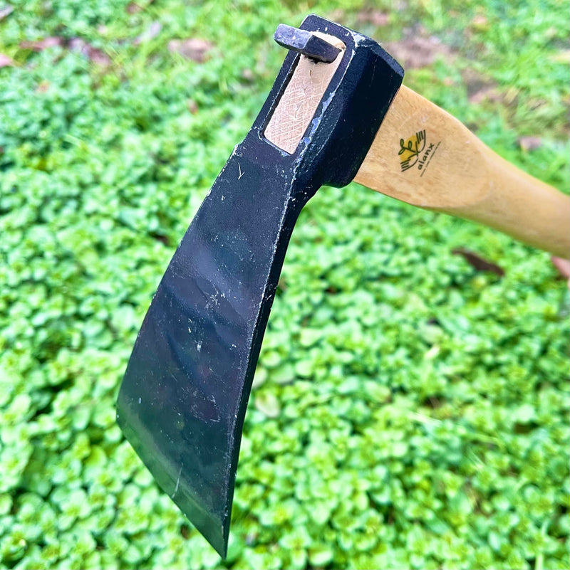 14 Inch Wide Hoe, Heavy Duty Hoe, Japanese Carbon Steel Wide Hoe with Oak Wooden Handle, Without Welding, Garden Hoe for Digging, Weeding, and Planting