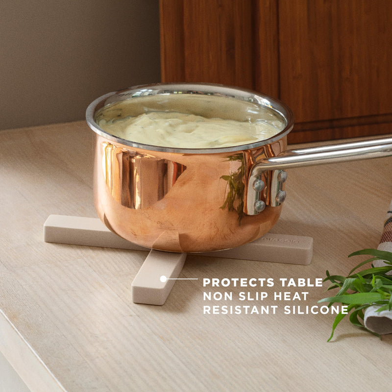 Eva Solo Nylon Silicone Magnetic Trivet, Foldable, Sand, 7.6 x 0.8 Inches, Dishwasher-Safe