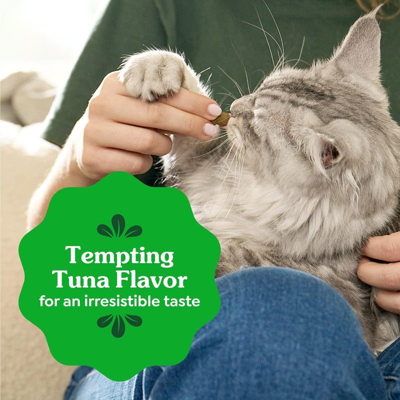 Greenies Cat Treats, Veterinarian-Recommended Adult Natural Dental Cat Treats, Tempting Tuna Flavor, 4.6 oz. Tub (Pack of 2) 4.6 Ounce (Pack of 2)