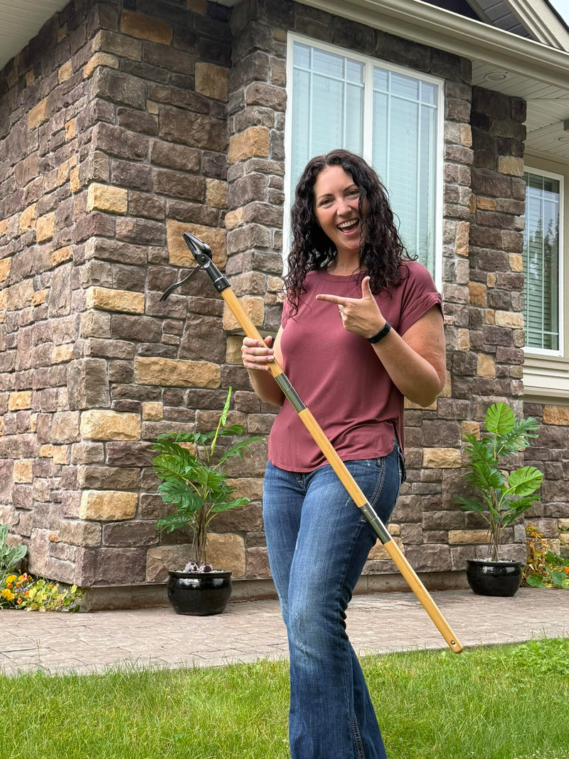 Seeding Square The Weed Gobbler Carbon Steel & Bamboo Stand-Up Weed Puller Tool for Dandelions and Single-Root Weeds – Ergonomic Lawn Weeder for Back-Friendly Weed Removal