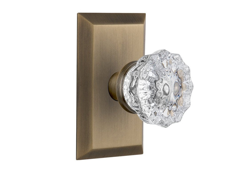 Nostalgic Warehouse Studio Plate with Crystal Glass Knob, Passage - 2.375", Antique Brass Passage - 2.375"
