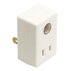 Amertac White Photoelectric Plug In Light Control 1 pk