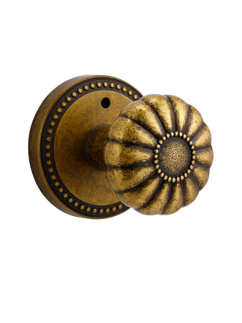 Antique Brass Door Knobs Interior Privacy Door Knob with Lock for Bedroom and Bathroom,Zinc Alloy 1 Pack Antique Brass-Privacy