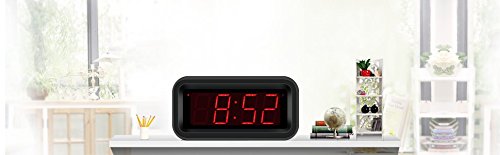 NewNest Australia - KWANWA Digital Desk Clock Small Battery Operated Clock for Media Center with 1.2'' LED Number Display Wall Clock 