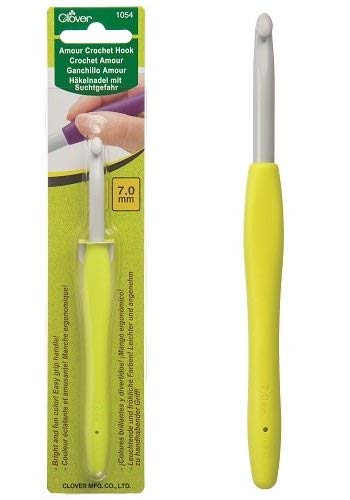 Clover Amour Crochet Hook (7.0 mm) - NewNest Australia