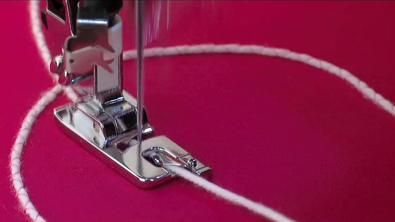 SINGER | Narrow Rolled Hem Foot for Low-Shank Sewing Machines, 1/8 Inch Hem, Light to Medium Weight Fabrics, Couch Over Narrow Cord - Sewing Made Easy - NewNest Australia