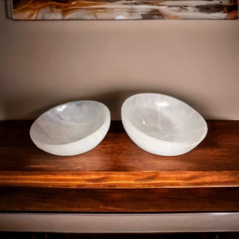 Crystal Selenite Charging Round Shape Handmade Bowl Alter Cleansing Spiritual Energy Healing Plate Charge White Dish Meditation Tumbles Creative Dish Jewelry Storage Decoration or Gift 6 cm - NewNest Australia
