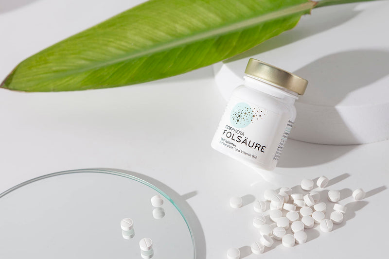 Folic acid tablets - High dose with 800 μg folate (metafolin) and 25 μg vitamin B12 per tablet - 180 vegan tablets in a 6-month supply - With 5-MTHF, the best usable vitamin B9 - NewNest Australia