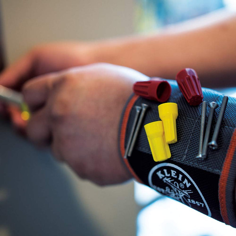 Klein Tools 55895 Tradesman Pro Magnetic Wristband - NewNest Australia