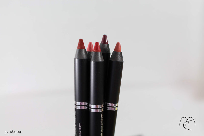 Red Wine Makki Long Lasting Lip Liner glide pencil intense colour creamy no feathering smooth glide with a very unique texture, long lasting, excellent coverage 01 Red Wine - NewNest Australia