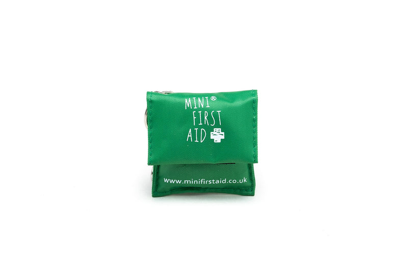 Mini First Aid CPR Mask Keyring - Resuscitation Face Shield Keyring, Handy Pocket Mask Key Chain with Valve, for Emergency Use to Protect Against Cross Infection - Compact, Lightweight - 7x5cm - NewNest Australia